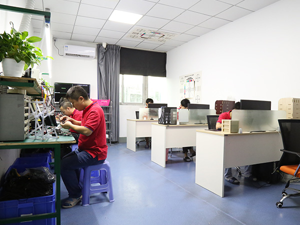 Workshop building
